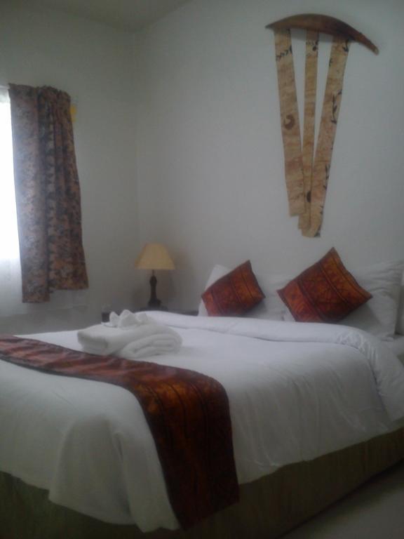נוקואלופה Malau Lodge מראה חיצוני תמונה