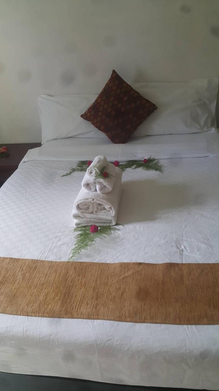 נוקואלופה Malau Lodge מראה חיצוני תמונה