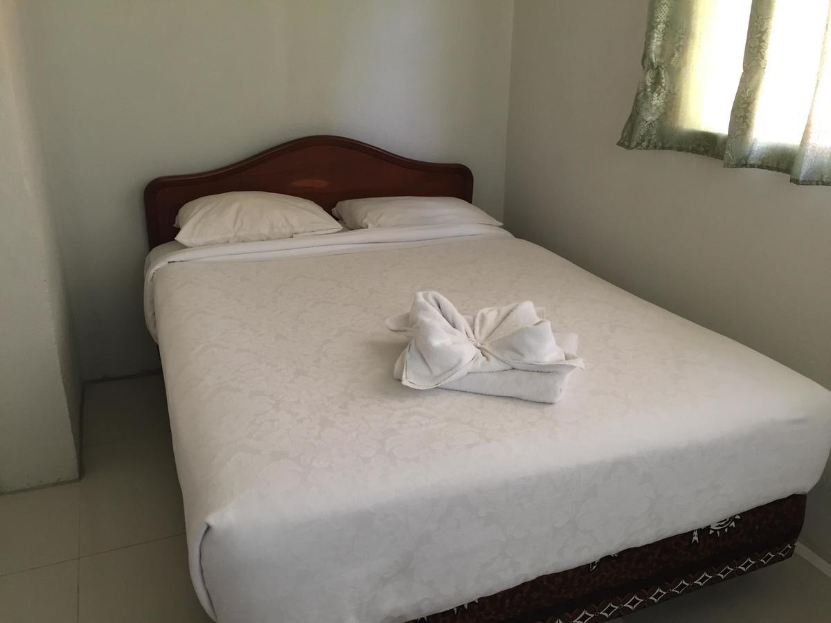 נוקואלופה Malau Lodge מראה חיצוני תמונה